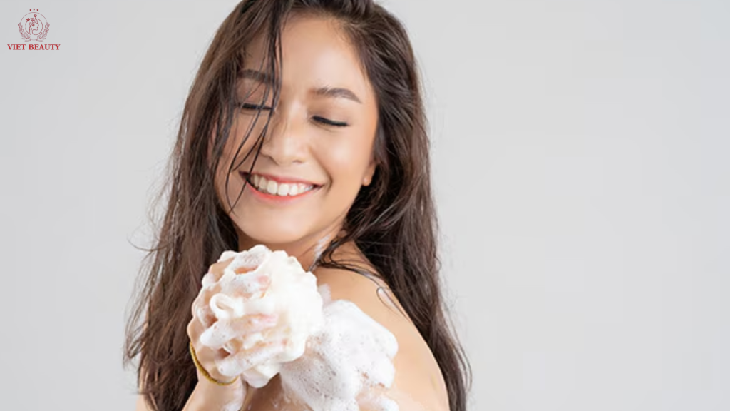 sữa tắm trắng da thơm lâu cho nữ